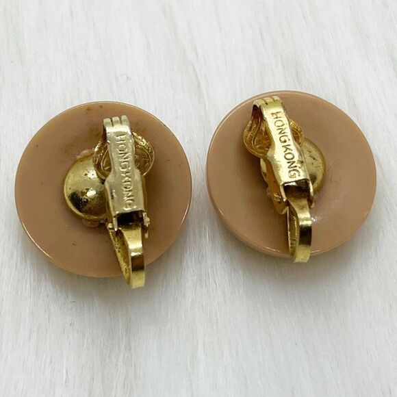 🔮 5/$25 Vintage 1950s 1960s‎ Clip On Tan Round Domed Button Earrings - Picture 5 of 6